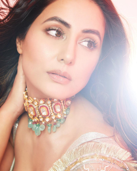 Hina Khan Pictures For WhatsApp Wallpaper Pic
