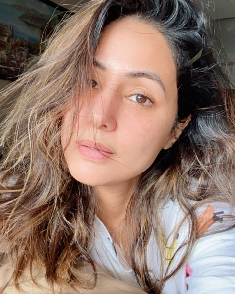 Hina Khan Tv Star Wallpaper Images Free Download
