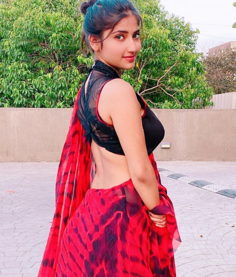 Hot Angle Rai Images In Red Saree (Tik Tok Star)
