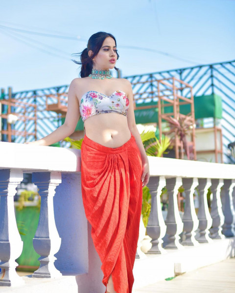 Hot Urfi Javed Beautiful Full HD Photos Mobile   Wallpapers