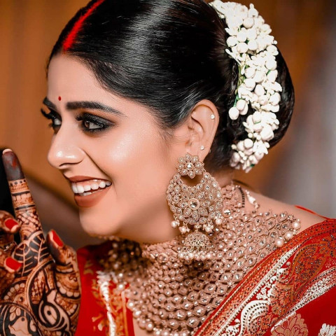 Indian pre Wedding Photoshoot Ideas Wallpapers HD Pics