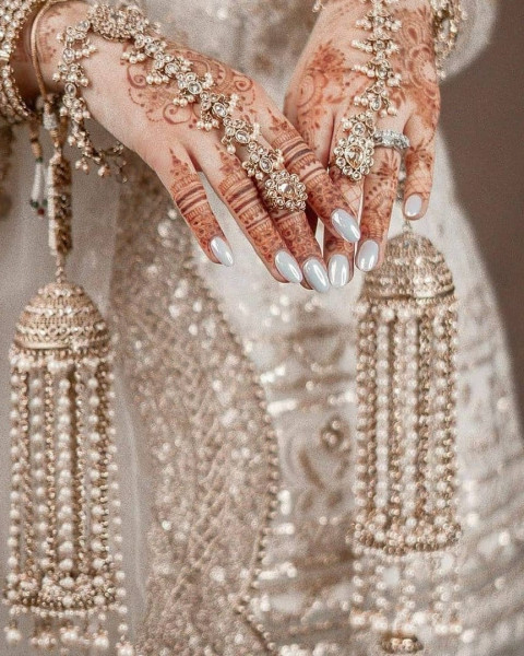 Indian Stylish Wedding Jewellery Photoshoot With Dulhan