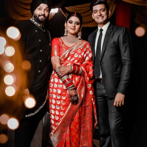 Indian Wedding Couple Photography Ideas Pictures