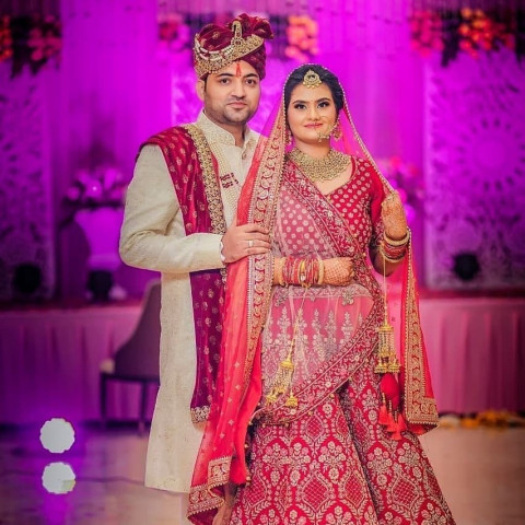 Indian Wedding Couple Photography Ideas Pictures