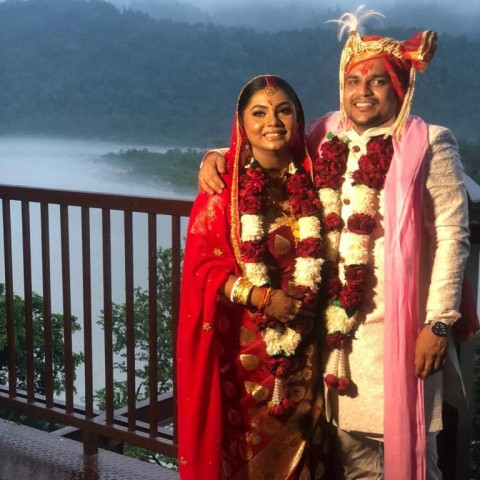Indian Wedding Couple Photography Ideas Pictures
