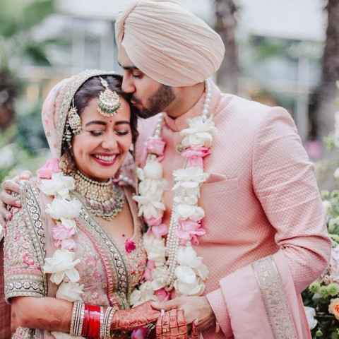 Indian Wedding Couple Portrait Images Download