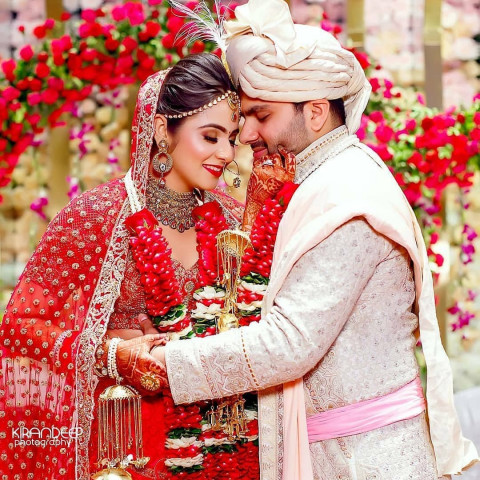 Indian Wedding Couple Portrait Images Download