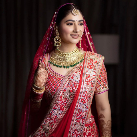 Indian Wedding Jewellery Photoshot Pose ideas Pictures