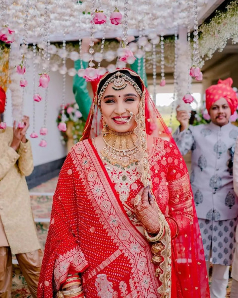 Indian Wedding Photoshoot Dresses Pics For Girls