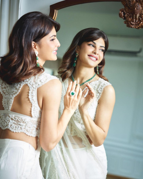 Jacqueline Fernandez Latest HD Beautiful Photoshoot Images