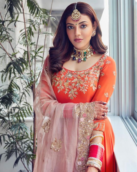 Kajal Agarwal Beautiful HD Photoshoot Mobile Wallpapers HD