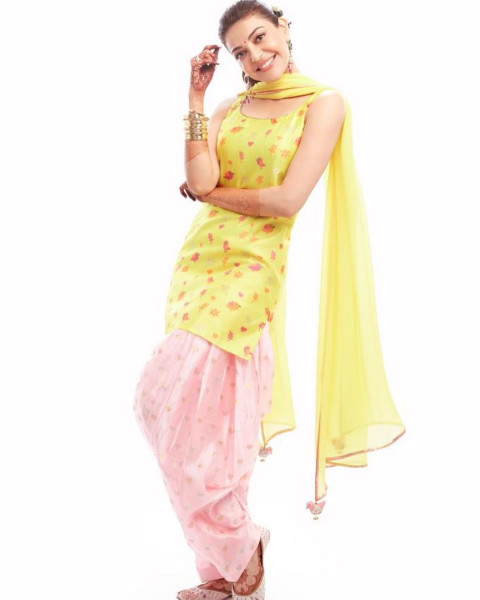 Kajal Agarwal Beautiful HD Photoshoot Mobile Wallpapers HD