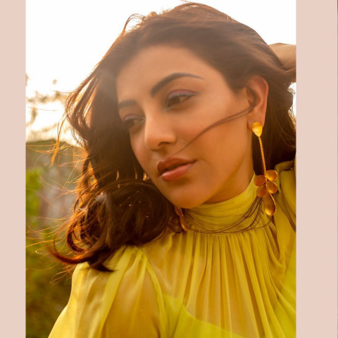 Kajal Agarwal Beautiful HD Pictures Mobile Wallpapers HD