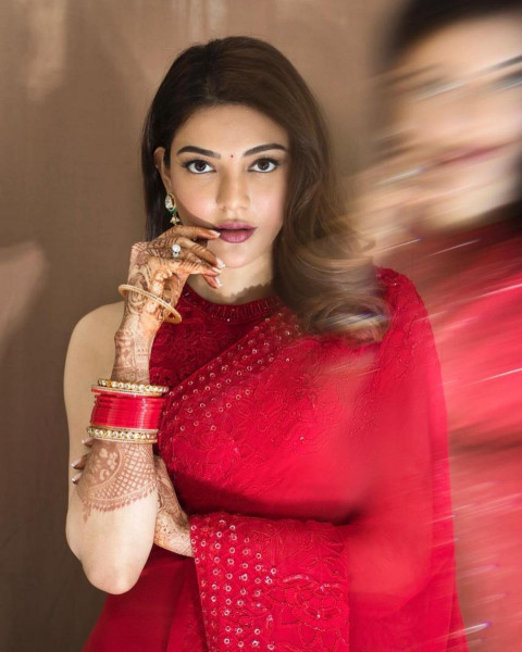 Kajal Agarwal Beautiful Photoshoot Stills & Hot Mobile Wallpapers HD