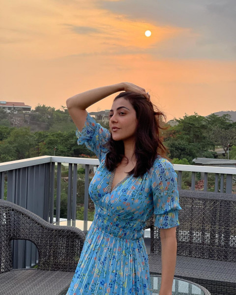 Kajal Agarwal Hot HD Photoshoot Mobile Wallpapers HD