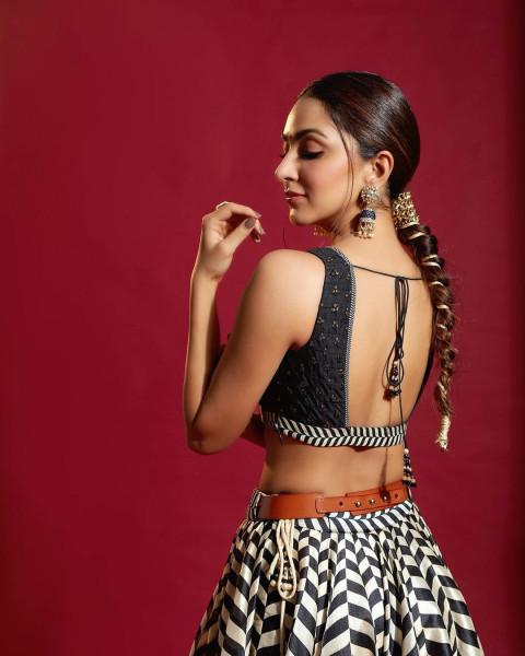 Kiara Advani Hd Images Photo For Whatsapp DP New