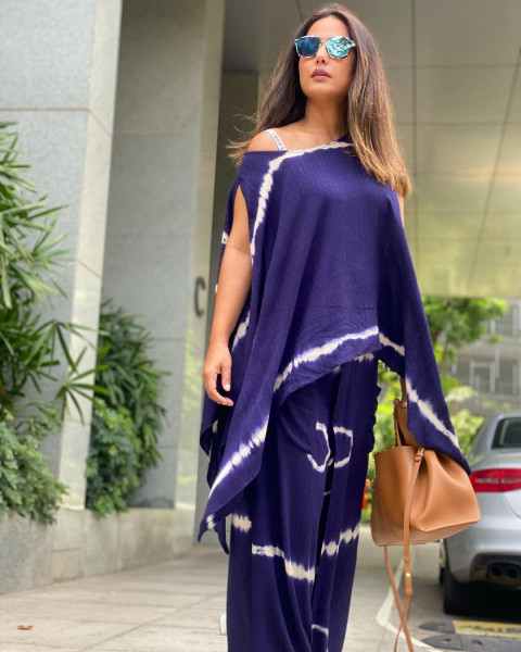 Killer Look Hina Khan Pic For Mobile Wallpaper s
