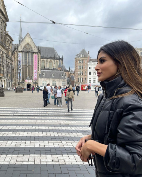 Mouni Roy Desktop HD Wallpapers Images Photos