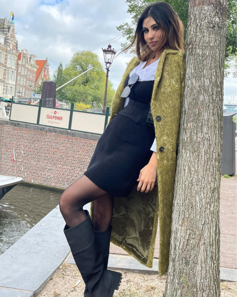 Mouni Roy Desktop HD Wallpapers Images Photos