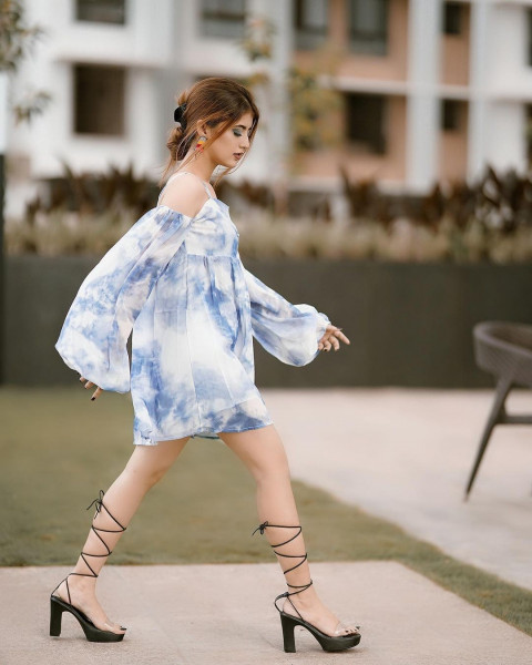 New Look Arishfa Khan Pic Download Free