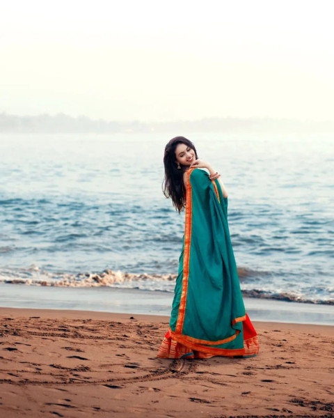 New Viral Indian Girl Wallpaper HD Background For Photo Editing