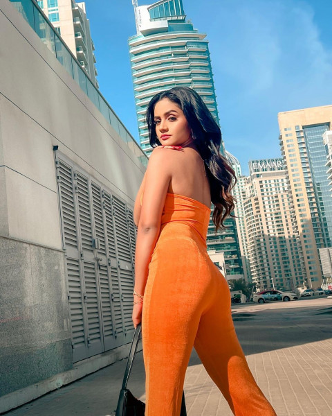 Nisha Guragain Beautiful Wallpaper Images WhatsApp