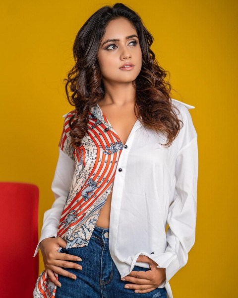 Nisha Guragain Photoshoot Wallpapers New