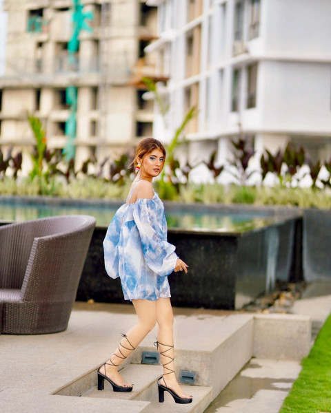 Outdoor Arishfa Khan HD Images   Arisha New Photos