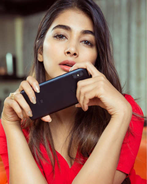 Photoshoot Pooja Hegde Wallpaper HD Images For WhatsApp DP