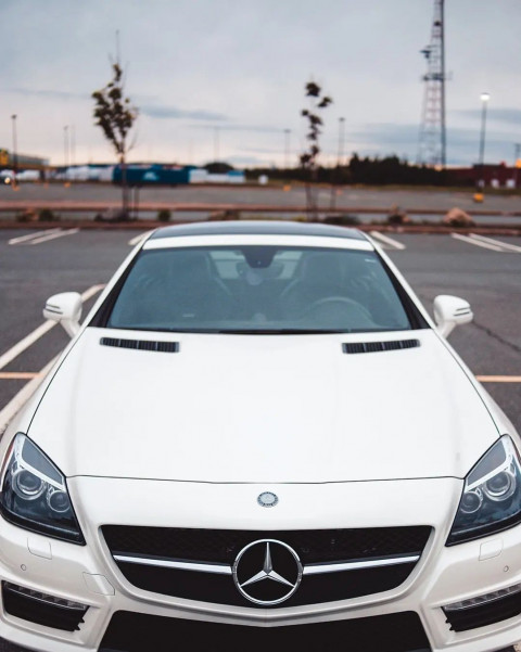 PicsArt CB White Car Background Download Full HD