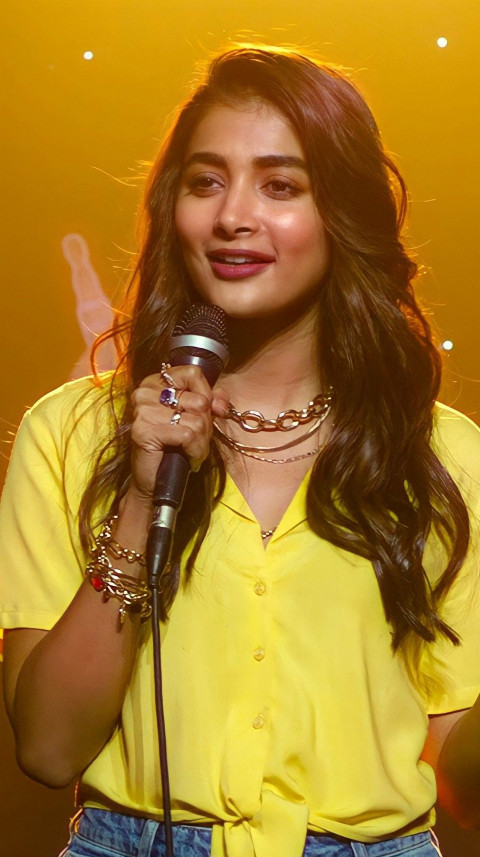 Pooja Hegde Latest Hot Photoshoot Wallpaper Full HD