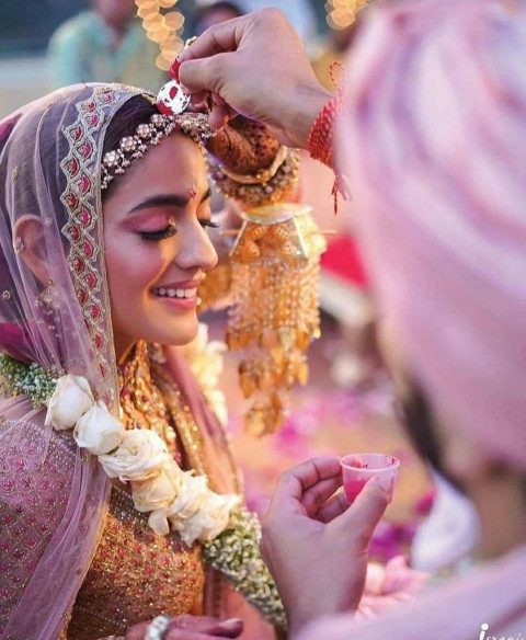 Pre Wedding Couple Photoshoot Ideas Wallpapers FULL HD