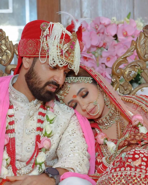 Pre Wedding Couple Photoshoot Ideas Wallpapers HD