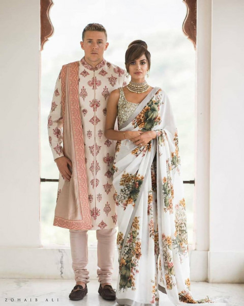 Pre Wedding Couple Photoshoot Ideas Wallpapers Pics FREE