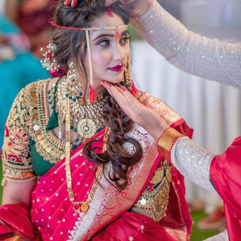 Pre Wedding Girls Photoshoot Ideas and Tips Pictures