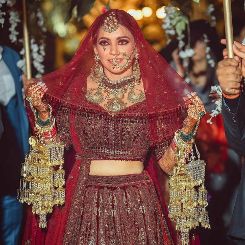 Pre Wedding Girls Photoshoot Ideas and Tips Pictures