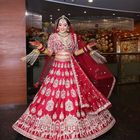 Pre Wedding Girls Photoshoot Ideas and Tips Wallpapers
