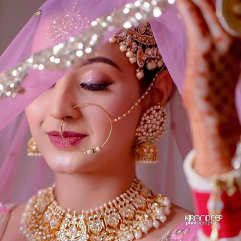 Pre Wedding Girls Photoshoot Ideas and Tips Wallpapers