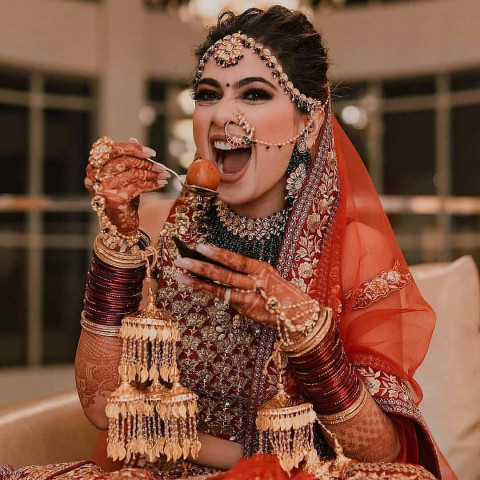 Pre Wedding Photoshoot Styles Pictures For Girls