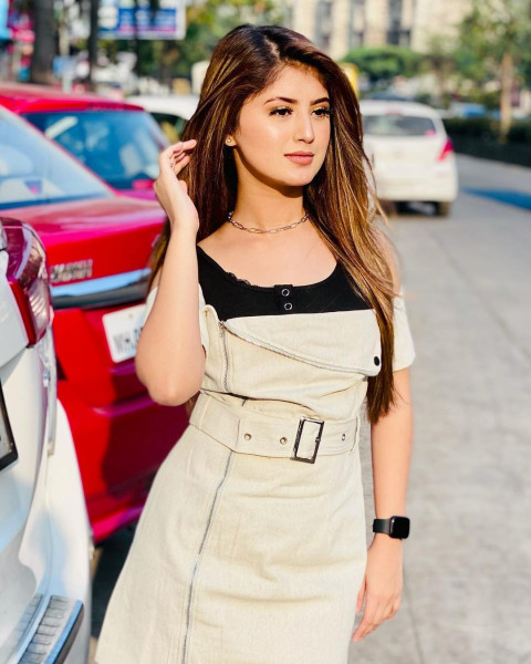 Qute Arisfa Khan Wallpaper Dp Free Pic
