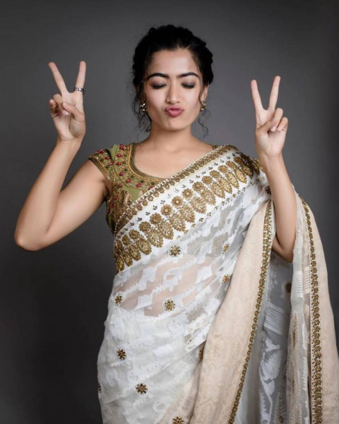 Rashmika Mandanna Beautiful HD Photos & Mobile Wallpapers HD