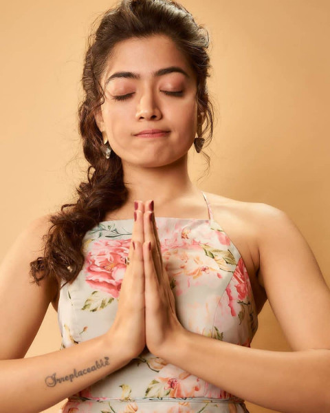 Rashmika Mandanna Beautiful HD Photoshoot Photos