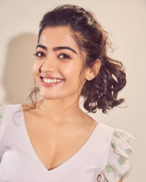 Rashmika Mandanna Beautiful HD Photoshoot Photos