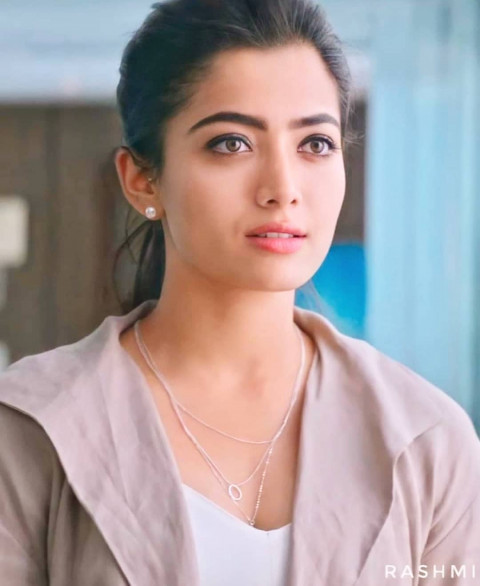 Rashmika Mandanna Beautiful HD Photoshoot Photos