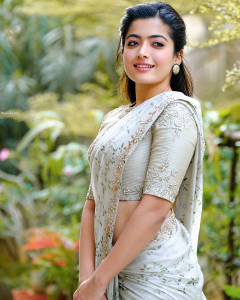Rashmika Mandanna Beautiful HD Photoshoot Stills Dp