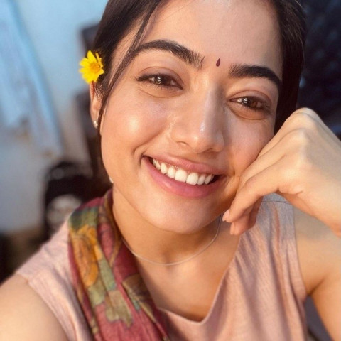 Rashmika Mandanna Donna Stills Photos Picturtes Full HD