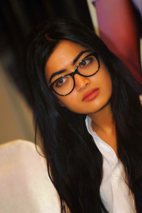 Rashmika Mandanna HD Wallpapers For Mobile Images