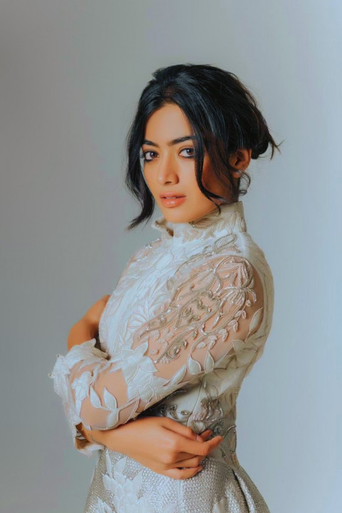 Rashmika Mandanna HD Wallpapers For Mobile Images