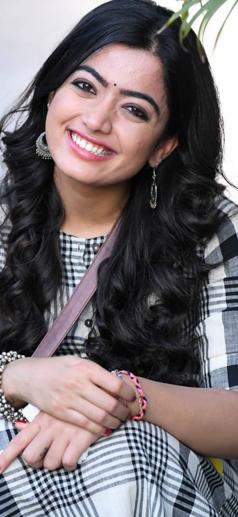Rashmika Mandanna Latest Photoshoot Photos Whatsapp DP