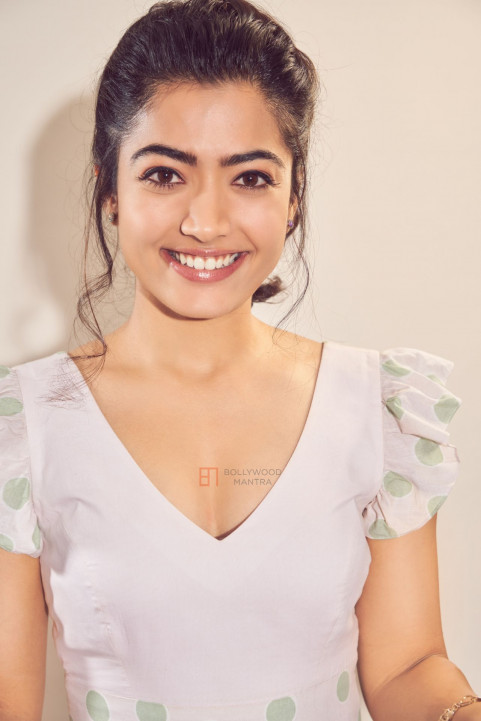 Rashmika Mandanna Photos For Mobile Wallpapers Full HD